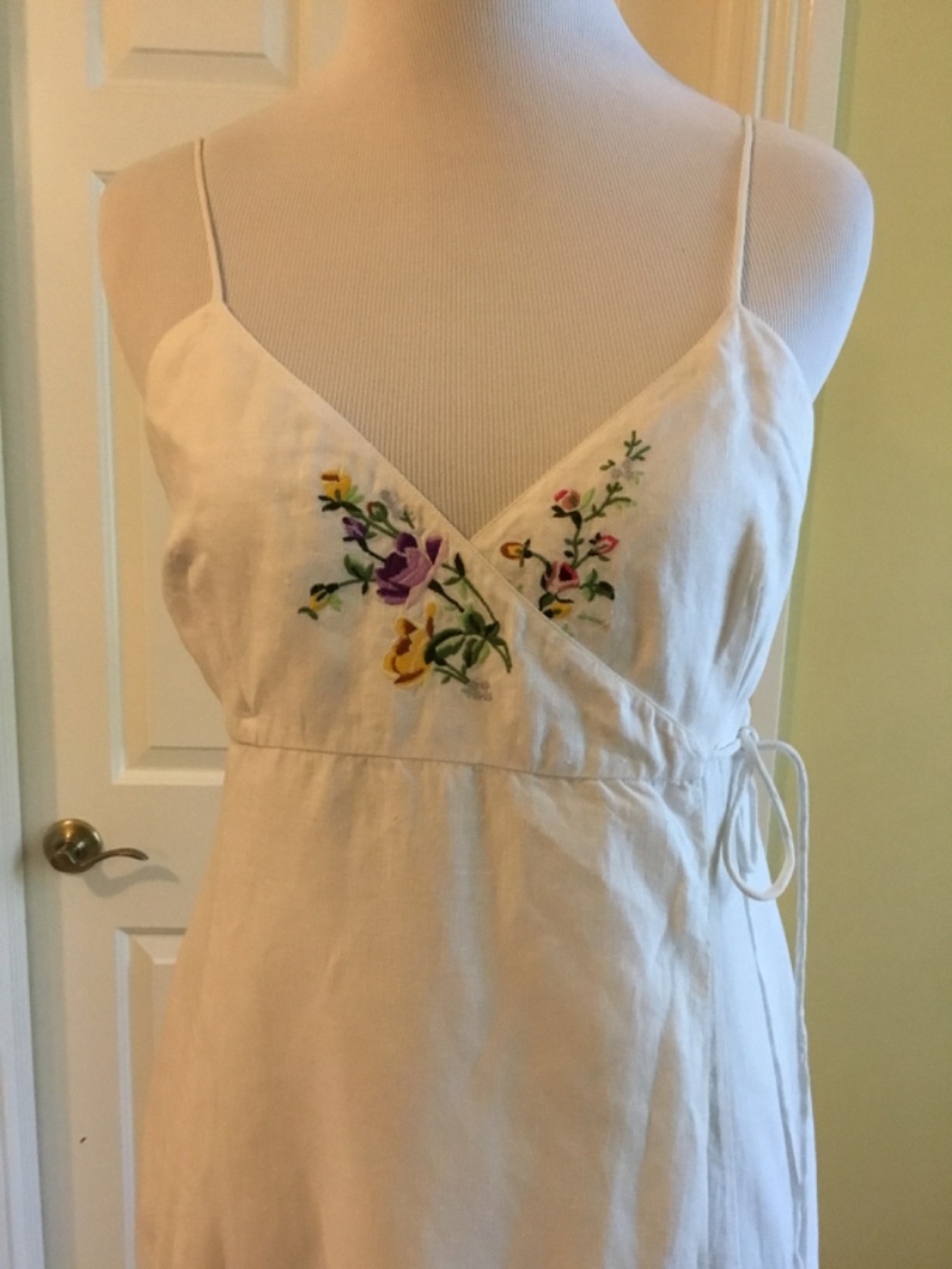 Vintage RALPH by Ralph Lauren White Embroidered Linen Blend Maxi Dress - Picture 2 of 15